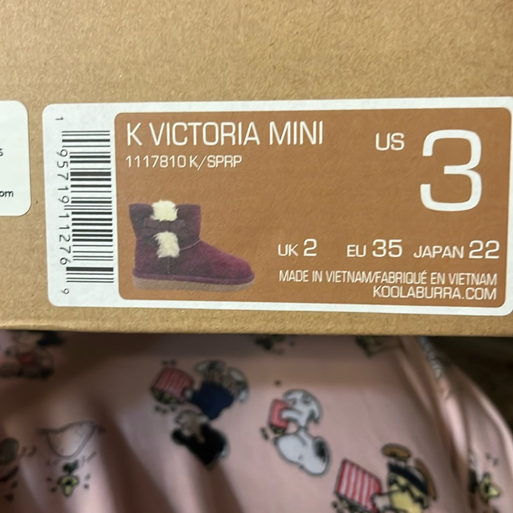 NWT GIRLS KOOLABURRA BOOTS SIZE 3